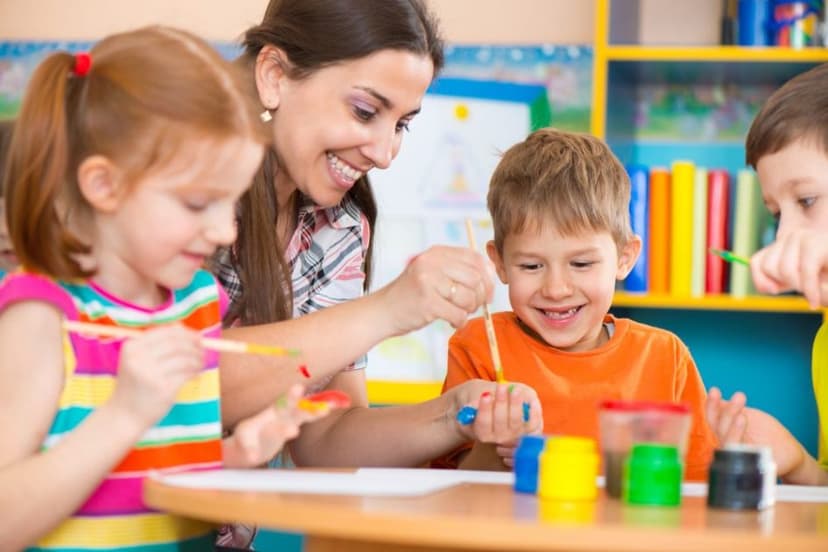 Imagen de portada de Carreras de Educación