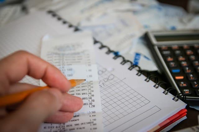 Imagen de portada de Tips para poder ahorrar dinero en la U
