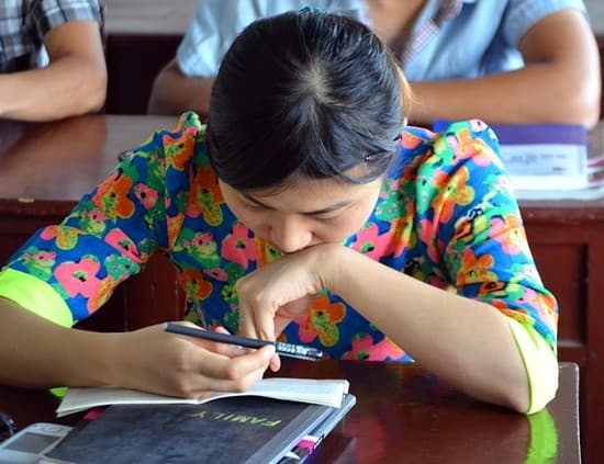 Imagen de portada de ¿Qué es un examen de suficiencia?